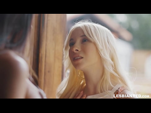 ❤️ Tjejen kommer hem några månader senare och slutar med att äta sin styvmors fitta. Pornvideo at us sv.vanalize.ru ❤